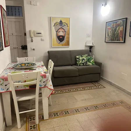 شقة Casa Di Fronte La Cattedrale *